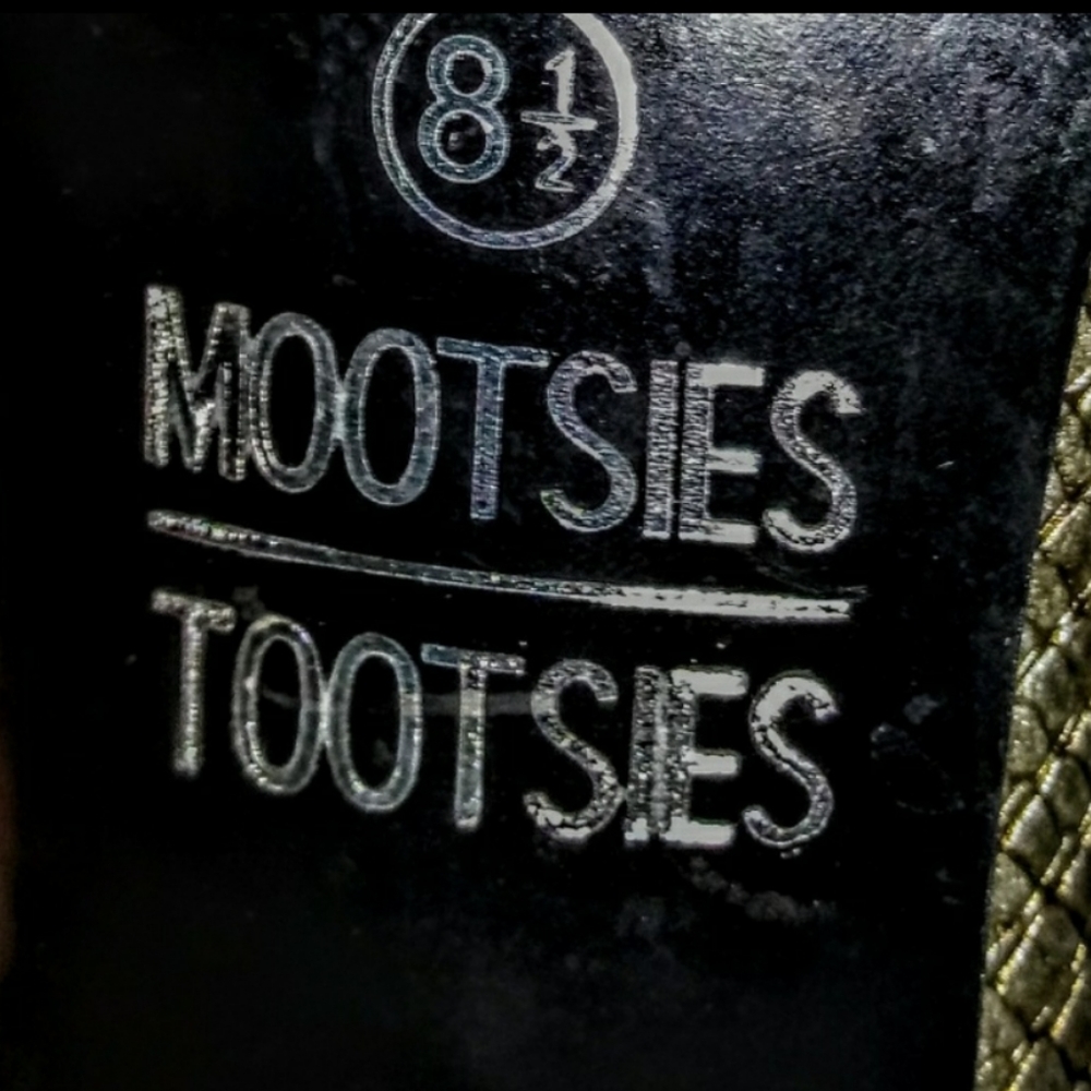 Mootsie Toosie Heels Size 8.5 Bronzed Snakeskin - Picture 8 of 9